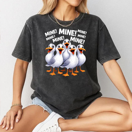 Funny Seagull Bird Outfit for Women Men T-Shirt