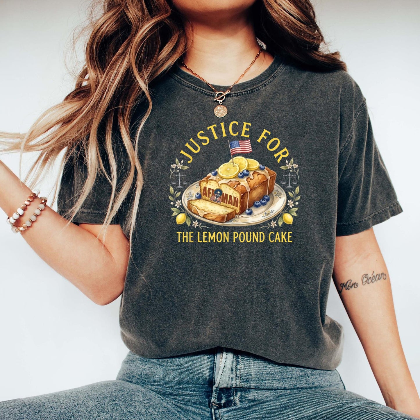 Funny Justice for Lemon Pound Cake Afroman US Flag Trendy T-Shirt