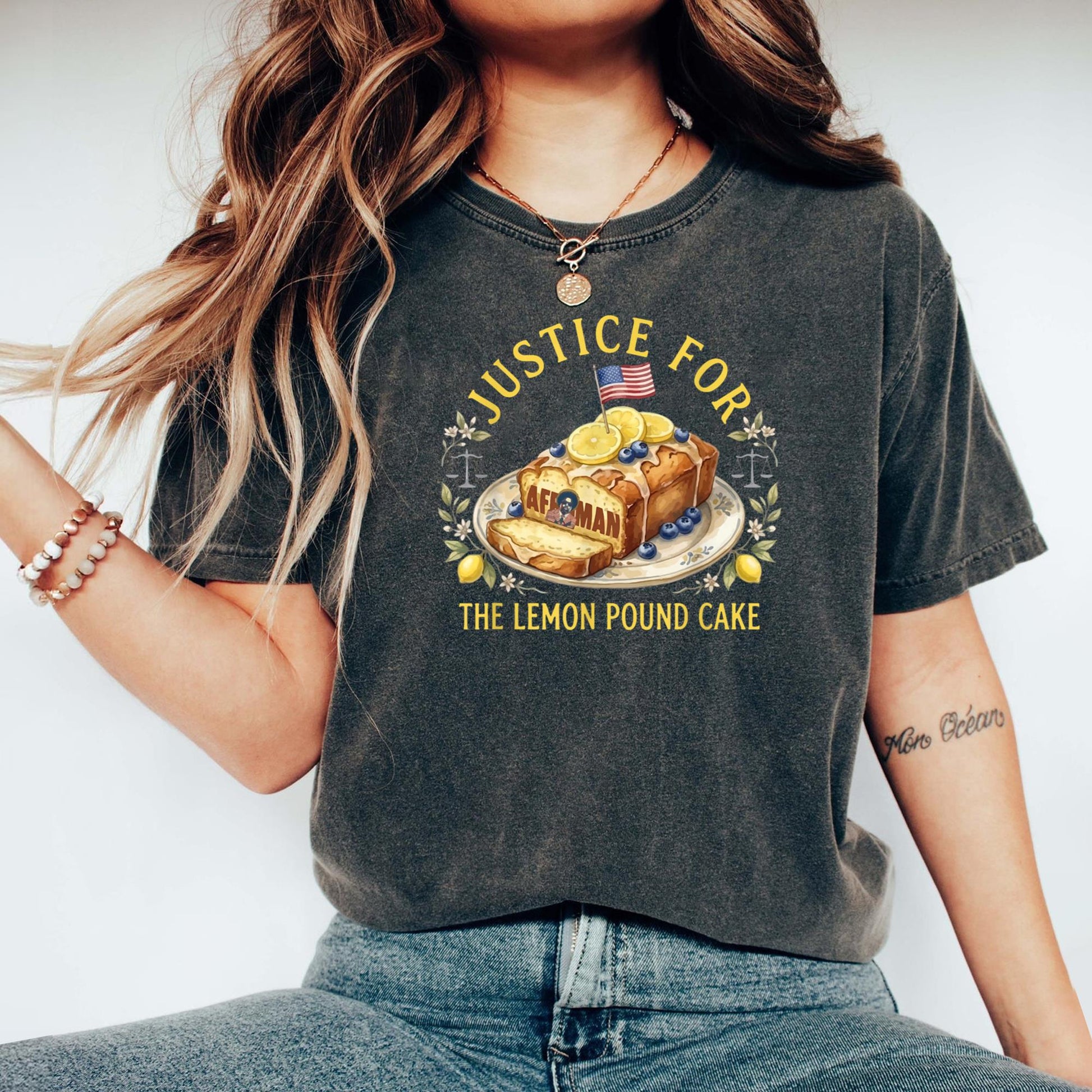 Funny Justice for Lemon Pound Cake Afroman US Flag Trendy T-Shirt
